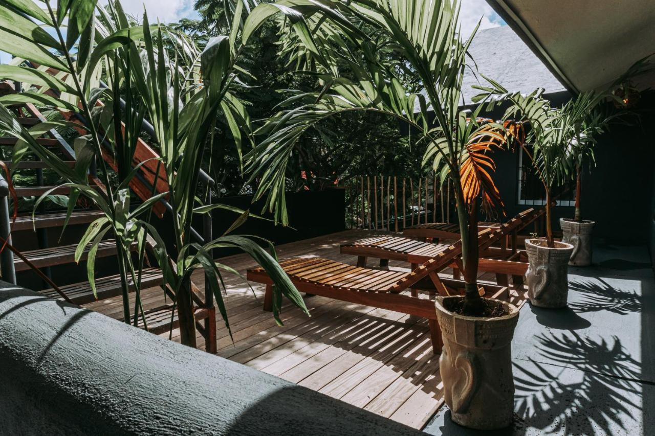Shambalam Hostel トゥルム エクステリア 写真
